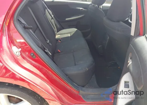 2013 Toyota Corolla S z USA, uszkodzony, nr VIN 2T1BU4EE1DC119793